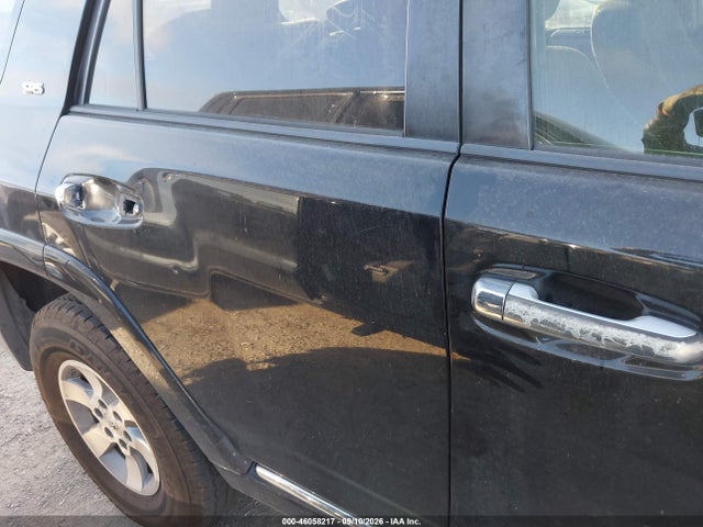 Auction sale of the 2012 Toyota 4runner Sr5, vin: JTEZU5JR0C5040832, lot number: 46058217