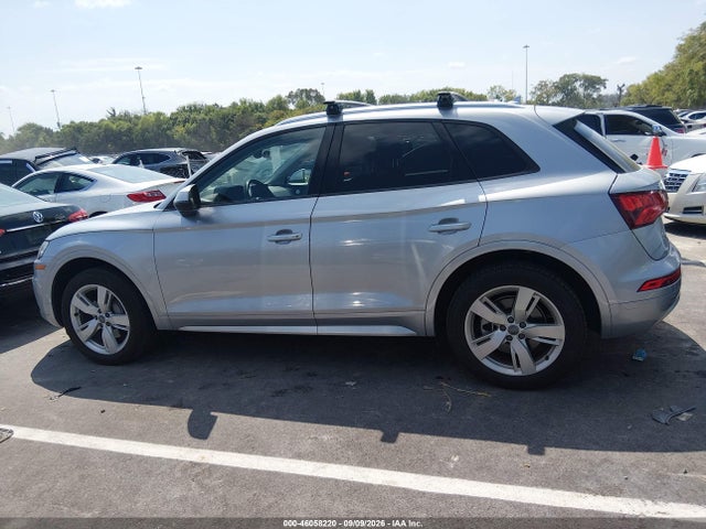 46058220 :رقم المزاد ، WA1ANAFY6J2004482 vin ، 2018 Audi Q5 2.0t Premium/2.0t Tech Premium مزاد بيع