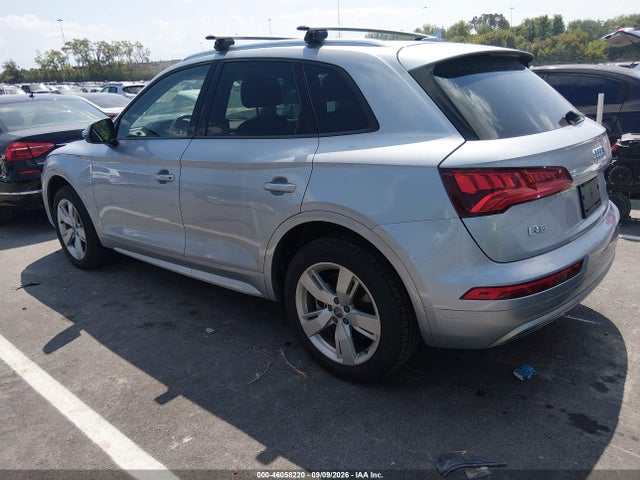 46058220 :رقم المزاد ، WA1ANAFY6J2004482 vin ، 2018 Audi Q5 2.0t Premium/2.0t Tech Premium مزاد بيع