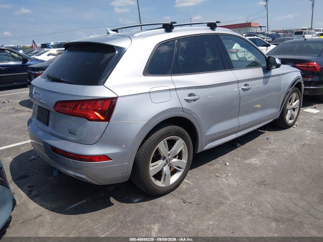 46058220 :رقم المزاد ، WA1ANAFY6J2004482 vin ، 2018 Audi Q5 2.0t Premium/2.0t Tech Premium مزاد بيع