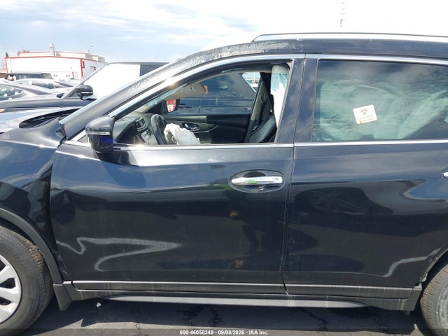Nissan ROGUE S 2017 JN8AT2MT6HW401366 Image 13