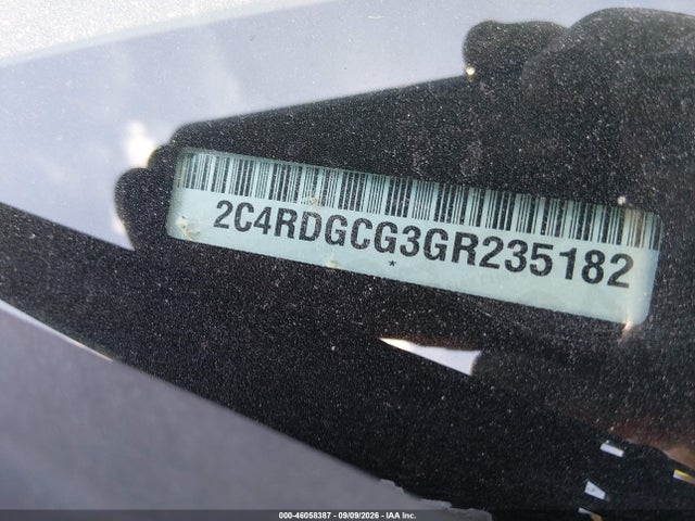 2C4RDGCG3GR235182 Dodge Grand Caravan Sxt