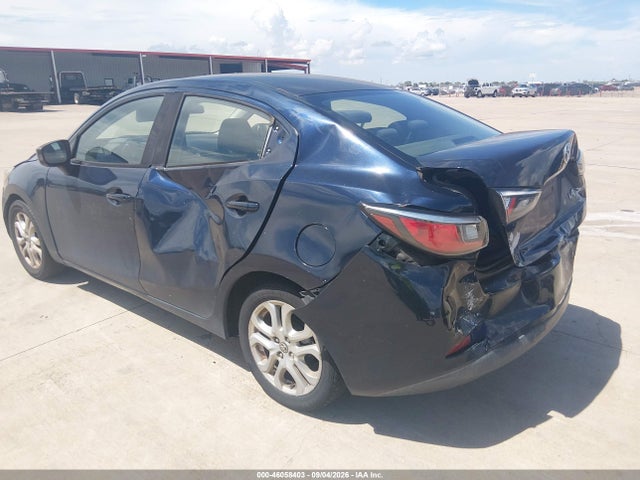 3MYDLBYV7HY159105 Toyota YARIS IA