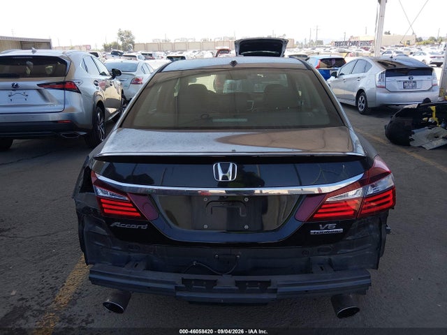 1HGCR3F91GA025134 Honda Accord Touring