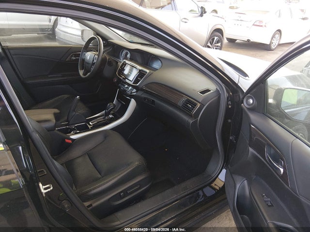 1HGCR3F91GA025134 Honda Accord Touring