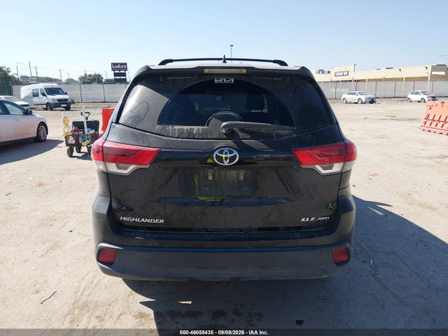 46058435 :رقم المزاد ، 5TDJZRFH6HS512401 vin ، 2017 Toyota Highlander Xle مزاد بيع