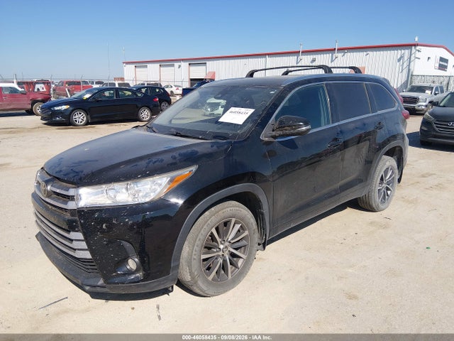 46058435 :رقم المزاد ، 5TDJZRFH6HS512401 vin ، 2017 Toyota Highlander Xle مزاد بيع