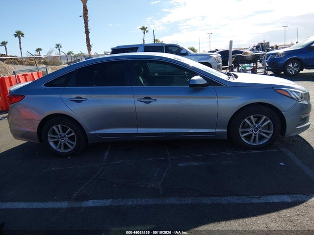Hyundai SONATA SE 2015 5NPE24AF4FH109955 Image 13