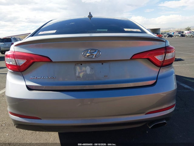 Hyundai SONATA SE 2015 5NPE24AF4FH109955 Image 16