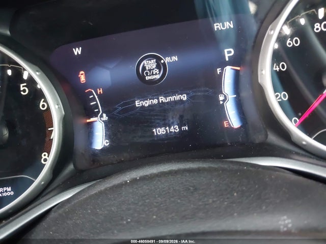 46058491 :رقم المزاد ، 3C4NJDBB2JT328422 vin ، 2018 Jeep Compass Latitude 4x4 مزاد بيع