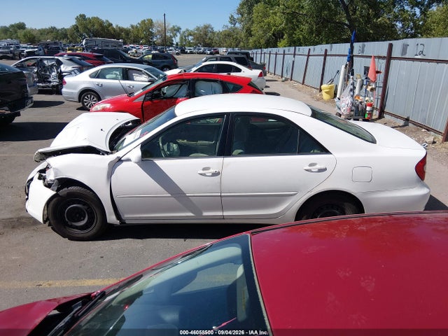 46058500 :رقم المزاد ، 4T1BE30K64U368884 vin ، 2004 Toyota Camry Le مزاد بيع