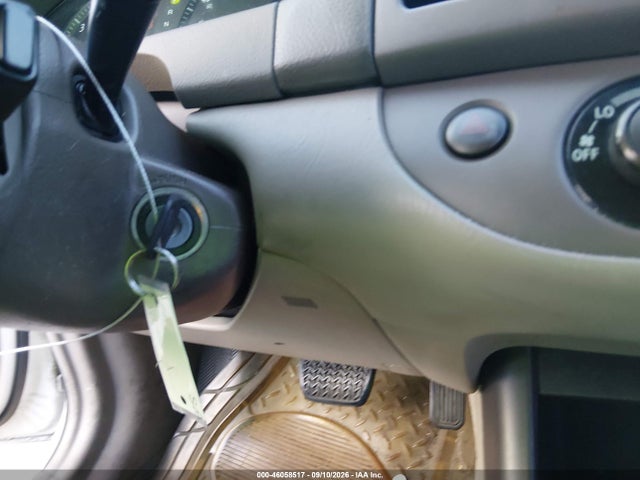 46058517 :رقم المزاد ، 4T1BE32K43U150681 vin ، 2003 Toyota Camry Le مزاد بيع