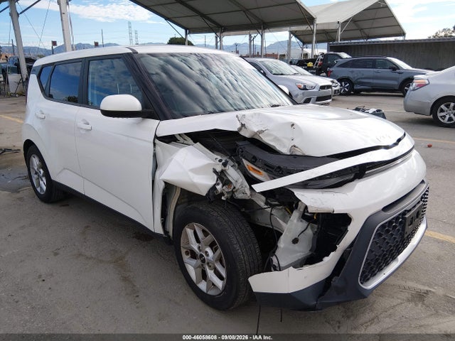 2022 Kia Soul Lx მანქანა იყიდება აუქციონზე, vin: KNDJ23AU6N7830336, აუქციონის ნომერი: 46058608