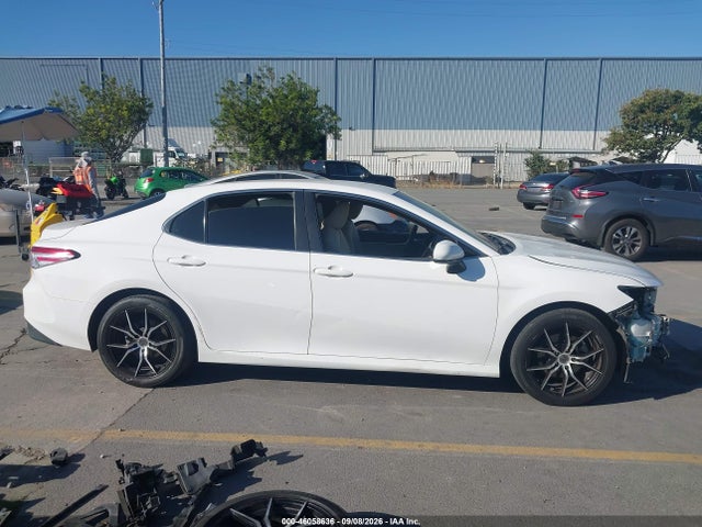 4T1B11HK5JU139189 Toyota CAMRY LE