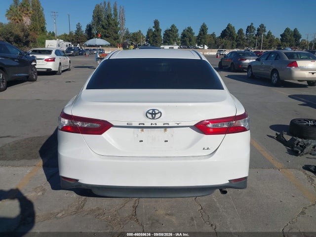 4T1B11HK5JU139189 Toyota CAMRY LE