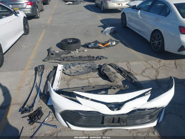 4T1B11HK5JU139189 Toyota CAMRY LE