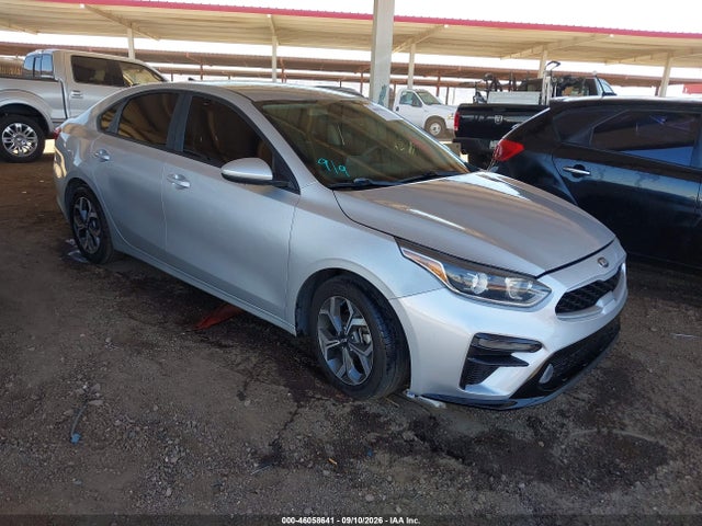 2020 3KPF24AD4LE214126 main image