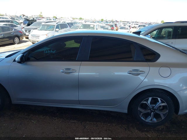 KIA Forte Lxs 2020 3KPF24AD4LE214126 Image 13