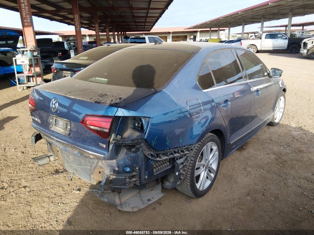 3VWL17AJ0HM214356 Volkswagen Jetta 1.8t Sel