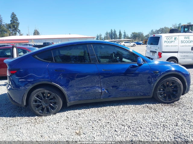 46058780 :رقم المزاد ، 5YJYGDEE4MF216354 vin ، 2021 Tesla Model Y Long Range Dual Motor All-wheel Drive مزاد بيع