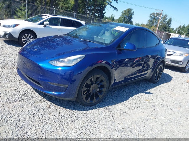 46058780 :رقم المزاد ، 5YJYGDEE4MF216354 vin ، 2021 Tesla Model Y Long Range Dual Motor All-wheel Drive مزاد بيع