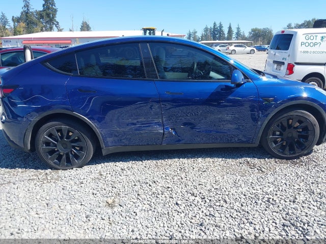 46058780 :رقم المزاد ، 5YJYGDEE4MF216354 vin ، 2021 Tesla Model Y Long Range Dual Motor All-wheel Drive مزاد بيع