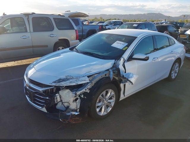 1G1ZD5ST8NF161077 Chevrolet Malibu Fwd Lt