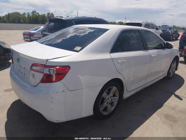 46058783 :رقم المزاد ، 4T1BF1FK8CU540565 vin ، 2012 Toyota Camry Se مزاد بيع