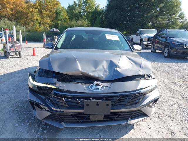 2024 Hyundai Elantra Limited მანქანა იყიდება აუქციონზე, vin: KMHLP4DG5RU792932, აუქციონის ნომერი: 46058795
