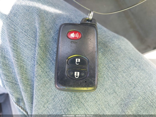 46058808 :رقم المزاد ، JTDKN3DU2B5364242 vin ، 2011 Toyota Prius Two مزاد بيع