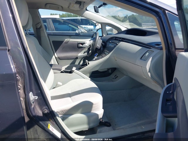 46058808 :رقم المزاد ، JTDKN3DU2B5364242 vin ، 2011 Toyota Prius Two مزاد بيع