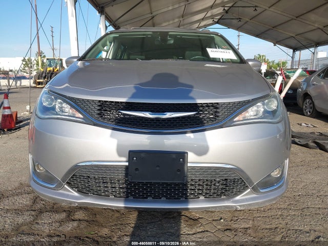 2018 Chrysler Pacifica Touring L მანქანა იყიდება აუქციონზე, vin: 2C4RC1BG1JR149605, აუქციონის ნომერი: 46058811