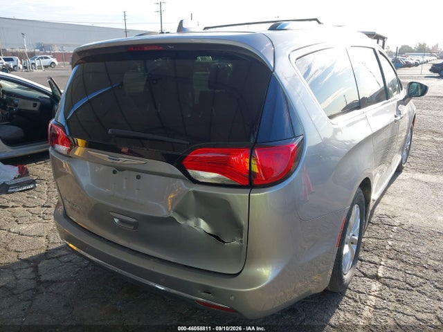 2018 Chrysler Pacifica Touring L მანქანა იყიდება აუქციონზე, vin: 2C4RC1BG1JR149605, აუქციონის ნომერი: 46058811