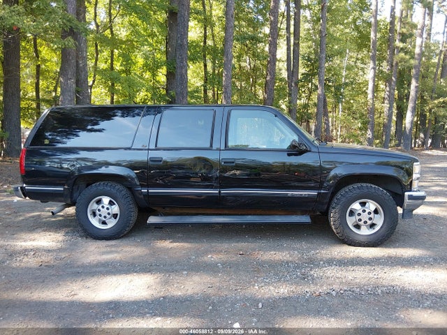 46058812 :رقم المزاد ، 3GNFK16R3XG201243 vin ، 1999 Chevrolet Suburban 1500 Lt مزاد بيع