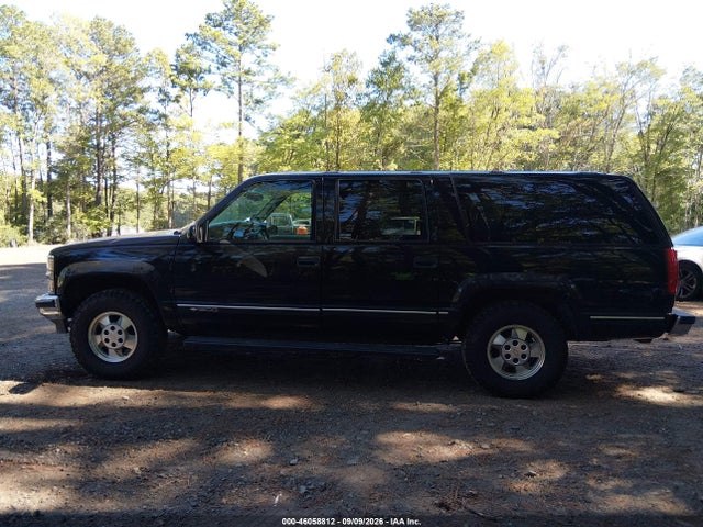 46058812 :رقم المزاد ، 3GNFK16R3XG201243 vin ، 1999 Chevrolet Suburban 1500 Lt مزاد بيع