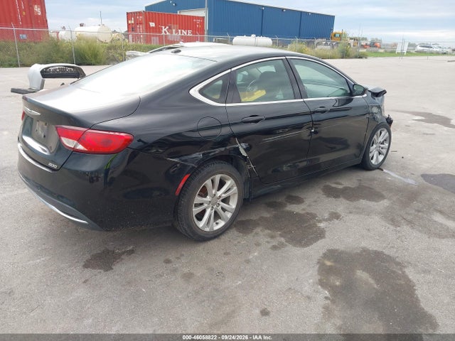 Chrysler 200 Limited 2016 1C3CCCAB2GN164812 Image 4