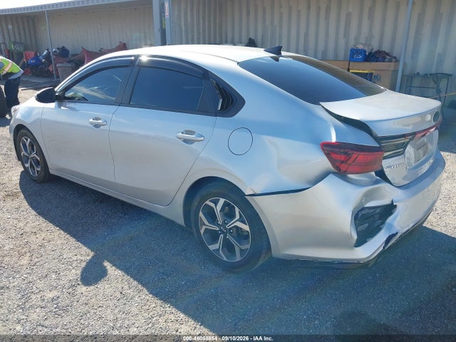 KIA Forte Lxs 2021 3KPF24AD1ME402863 Image 3