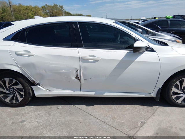 Продажа на аукционе авто 2018 Honda Civic Lx, vin: SHHFK7H24JU235179, номер лота: 46058860