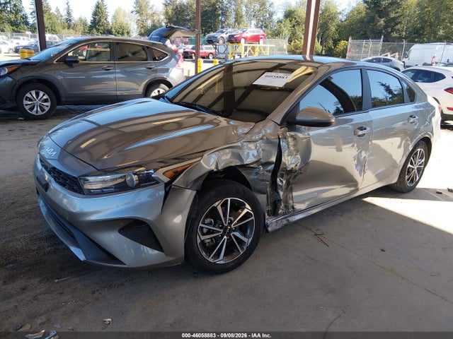 KIA Forte Lxs 2022 3KPF24AD0NE449111 Image 2