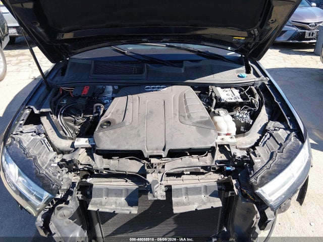 WA1LHAF78JD028827 Audi Q7 2.0t Premium