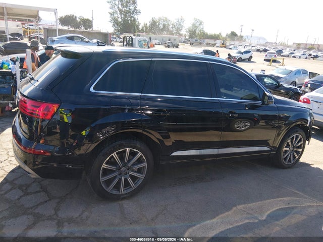 WA1LHAF78JD028827 Audi Q7 2.0t Premium