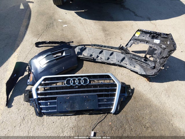 WA1LHAF78JD028827 Audi Q7 2.0t Premium