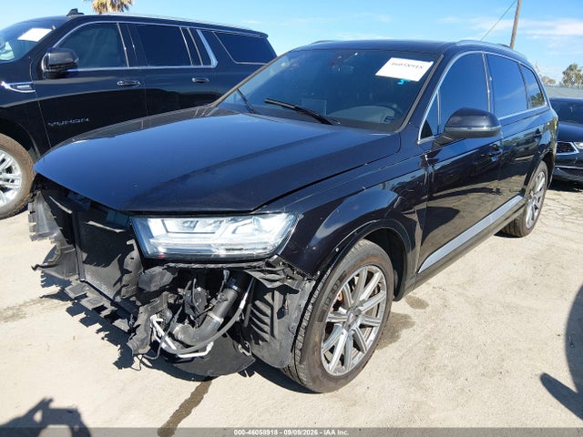 WA1LHAF78JD028827 Audi Q7 2.0t Premium