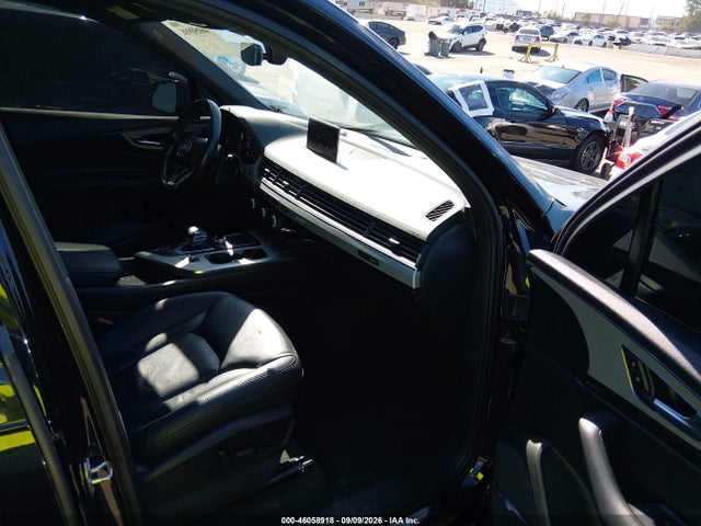 WA1LHAF78JD028827 Audi Q7 2.0t Premium