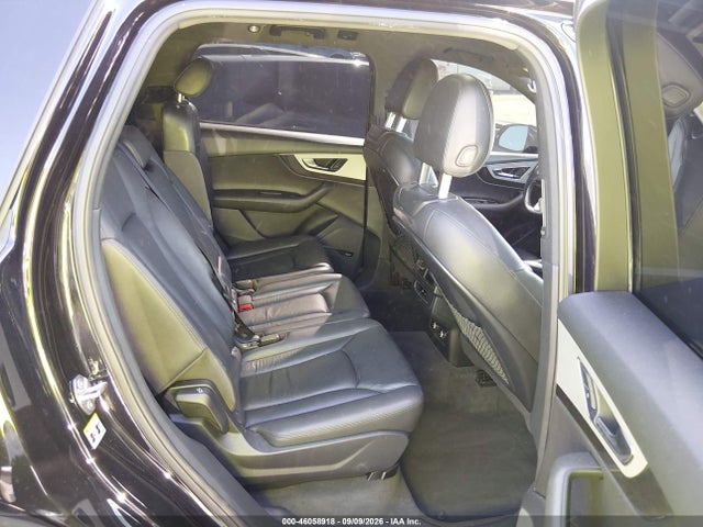 WA1LHAF78JD028827 Audi Q7 2.0t Premium