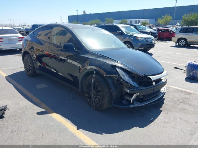 Продажа на аукционе авто 2023 Tesla Model Y Awd/long Range Dual Motor All-wheel Drive, vin: 7SAYGDEE8PF919589, номер лота: 46058932