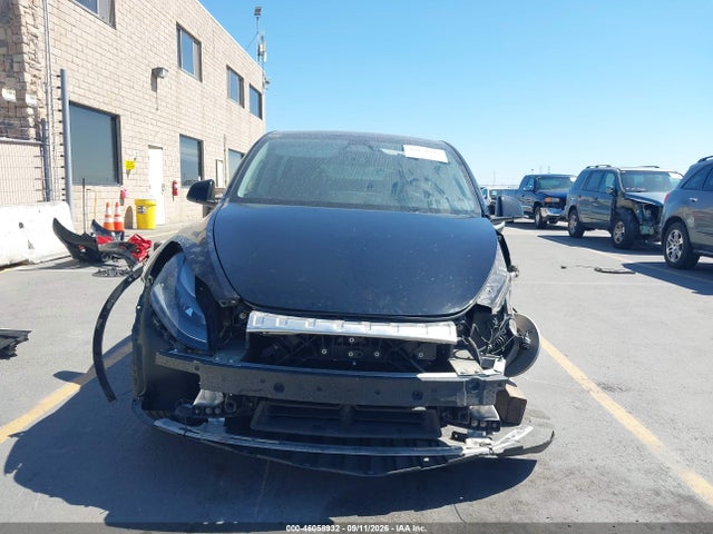 Продажа на аукционе авто 2023 Tesla Model Y Awd/long Range Dual Motor All-wheel Drive, vin: 7SAYGDEE8PF919589, номер лота: 46058932