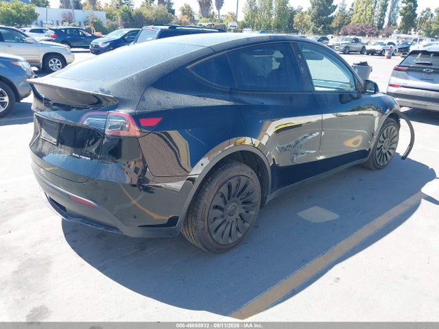 Продажа на аукционе авто 2023 Tesla Model Y Awd/long Range Dual Motor All-wheel Drive, vin: 7SAYGDEE8PF919589, номер лота: 46058932