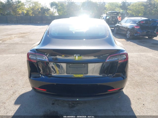 Tesla Model 3 Rear-wheel Drive 2022 5YJ3E1EA6NF169857 Image 16