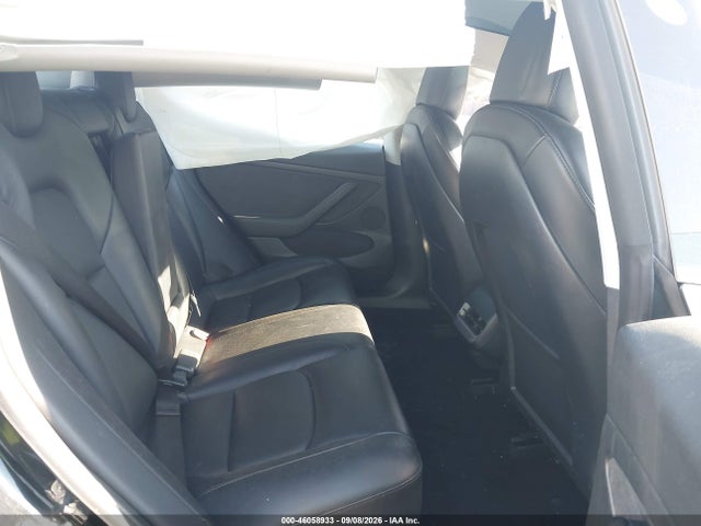 Tesla Model 3 Rear-wheel Drive 2022 5YJ3E1EA6NF169857 Image 8